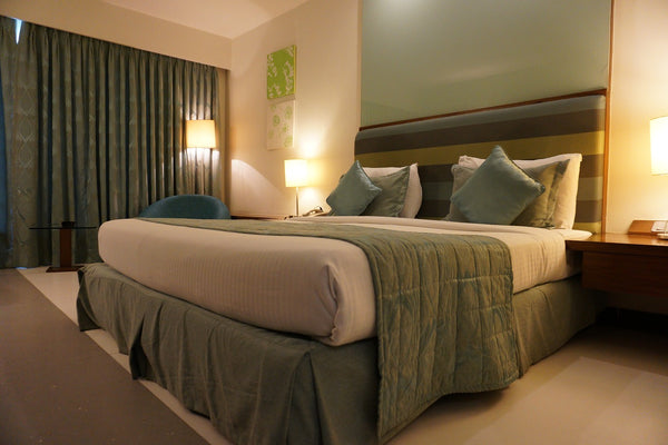 Stop heat loss: adopt anti-cold curtains